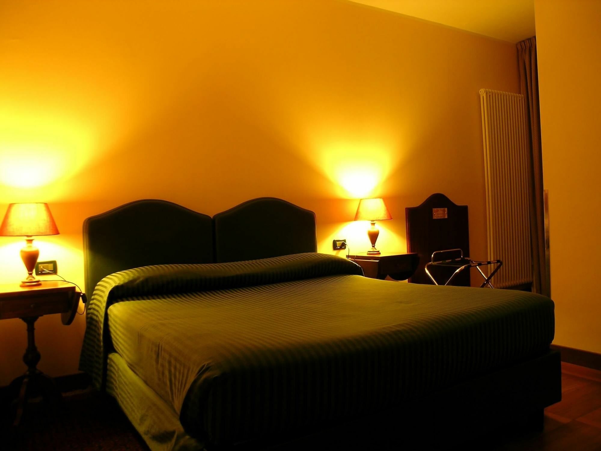 Relax Style House Central Rooms เปสการา ภายนอก รูปภาพ