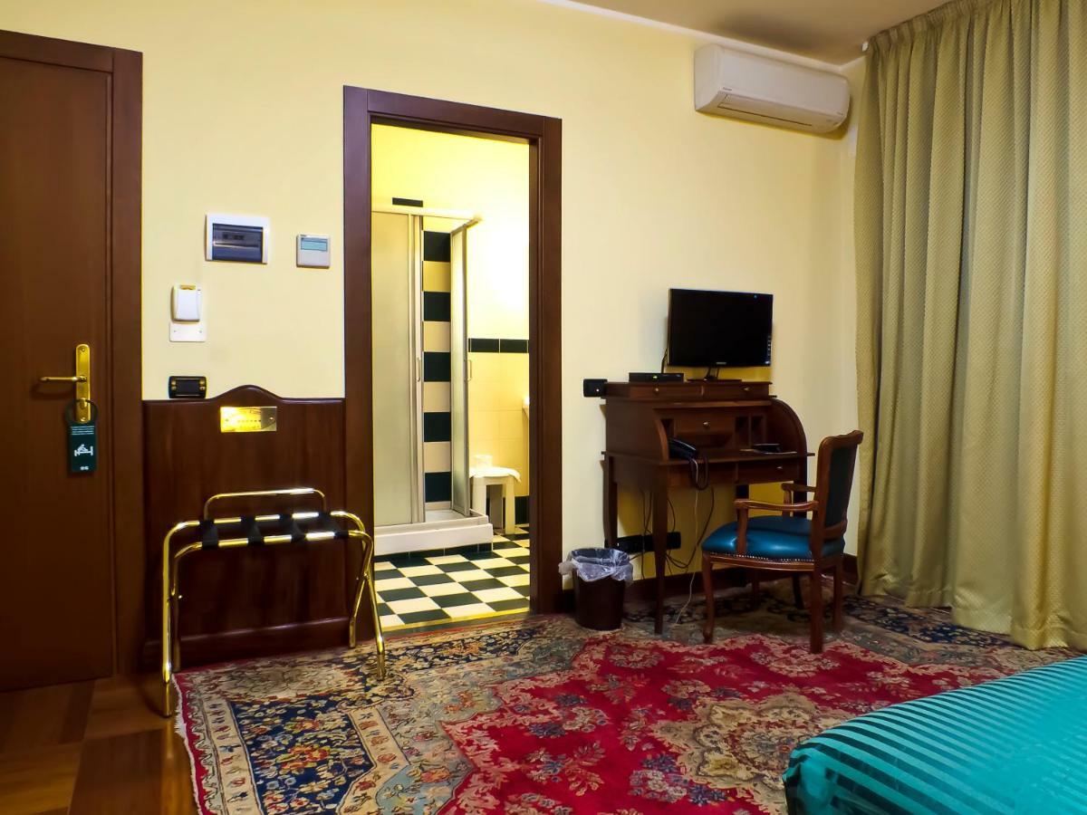 Relax Style House Central Rooms เปสการา ภายนอก รูปภาพ