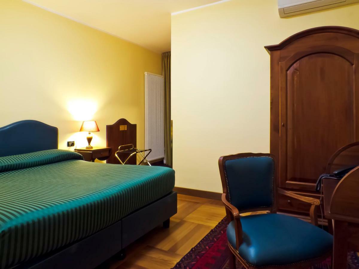 Relax Style House Central Rooms เปสการา ภายนอก รูปภาพ