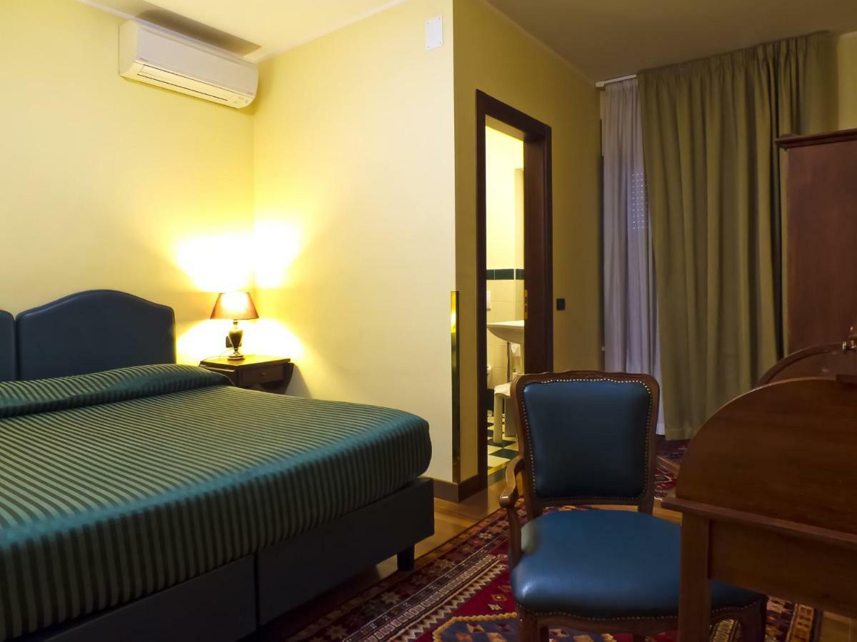 Relax Style House Central Rooms เปสการา ภายนอก รูปภาพ