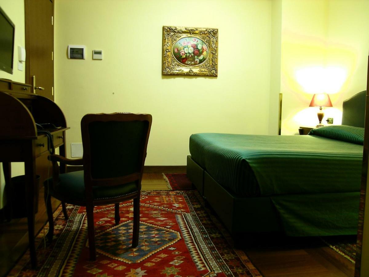 Relax Style House Central Rooms เปสการา ภายนอก รูปภาพ